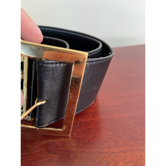 Vintage Gatefold Chanel 1980s Black Leather 24k Gold-Plated Filigree Belt main image 14